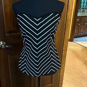 White House Black Market Black and White Chevron Camisole